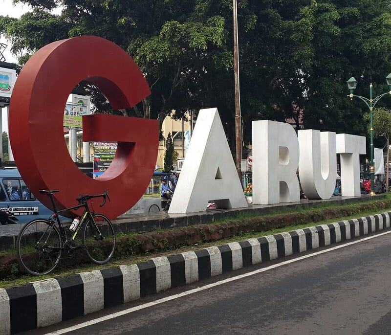 Lagu Garut Bangkit Garut Berprestasi, Lirik & Pencipta