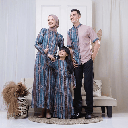 Inspirasi Baju Sarimbit Keluarga