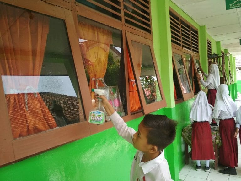 10 Contoh Teks Editorial dengan Analisis, Struktur, dan Penjelasan!